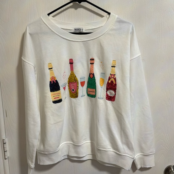 NWOT Why Dress Women’s Large White Long Sleeve Sweatshirt Fun Champagne Print - Picture 1 of 10